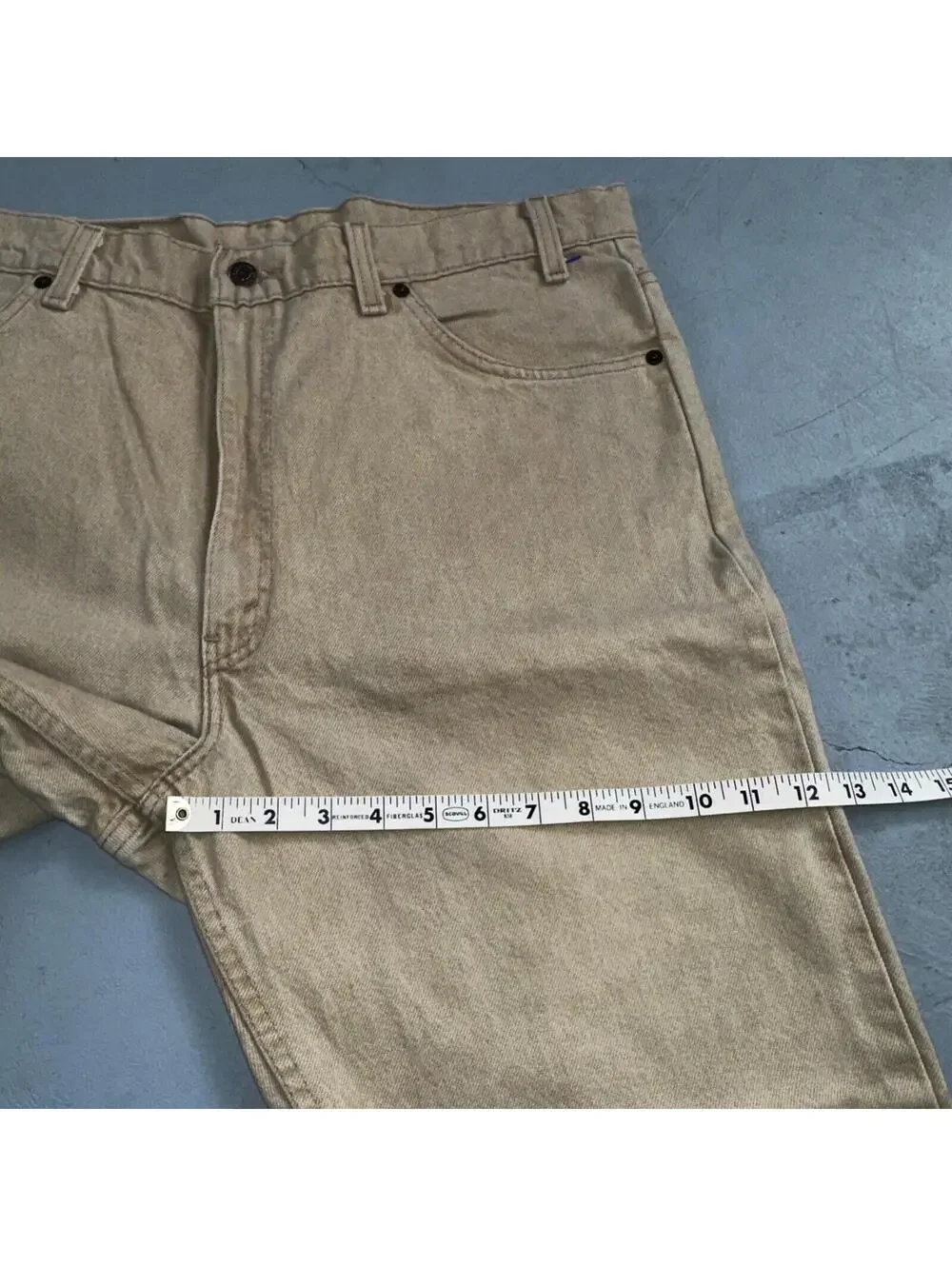 Levis 550 Vintage 90s USA Orange Tab Relaxed Tapered Leg Beige Tan Jeans 38x30